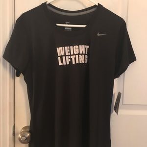 Nike WEIGHTLIFTING short sleeve tee NWT Size M